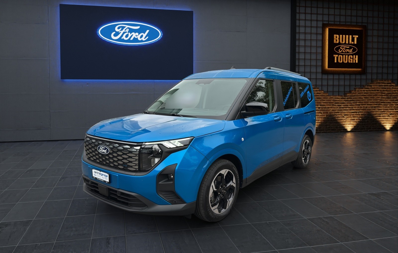 Ford E-Tourneo Courier