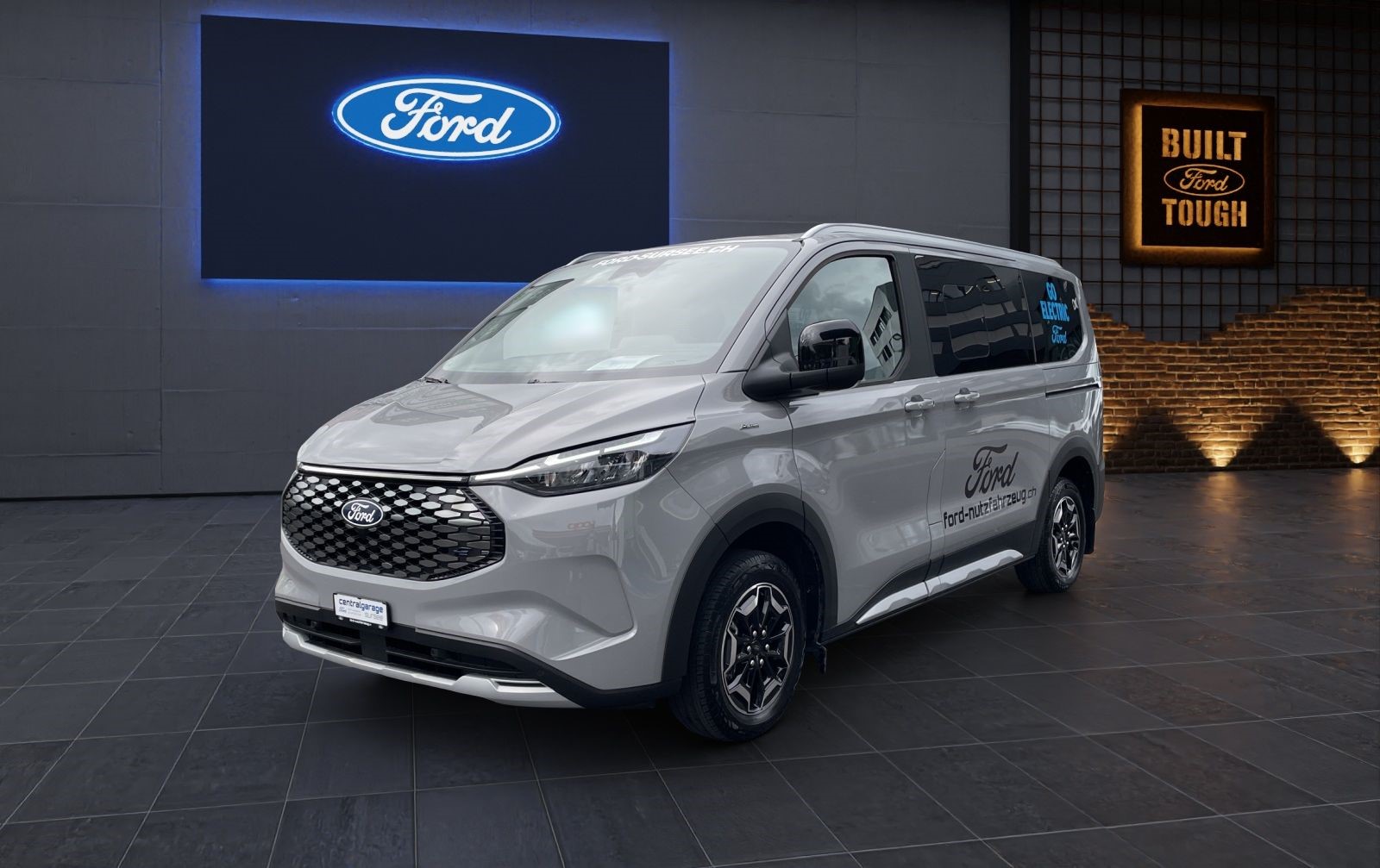 Ford E-Tourneo Custom